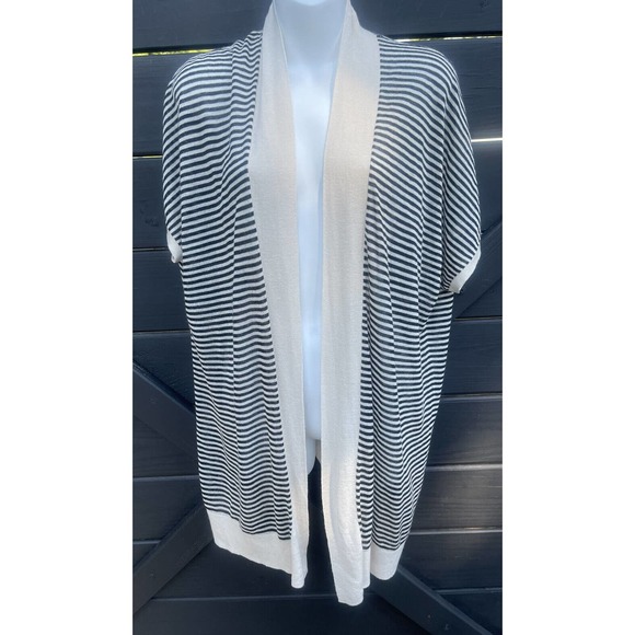 Ann Taylor LOFT Sweaters - Ann Taylor LOFT Short Sleeve Drapey Black & Ivory Striped Open Sweater XS